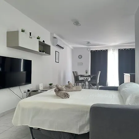 Apartment Joyce Penthouse San Ġiljan